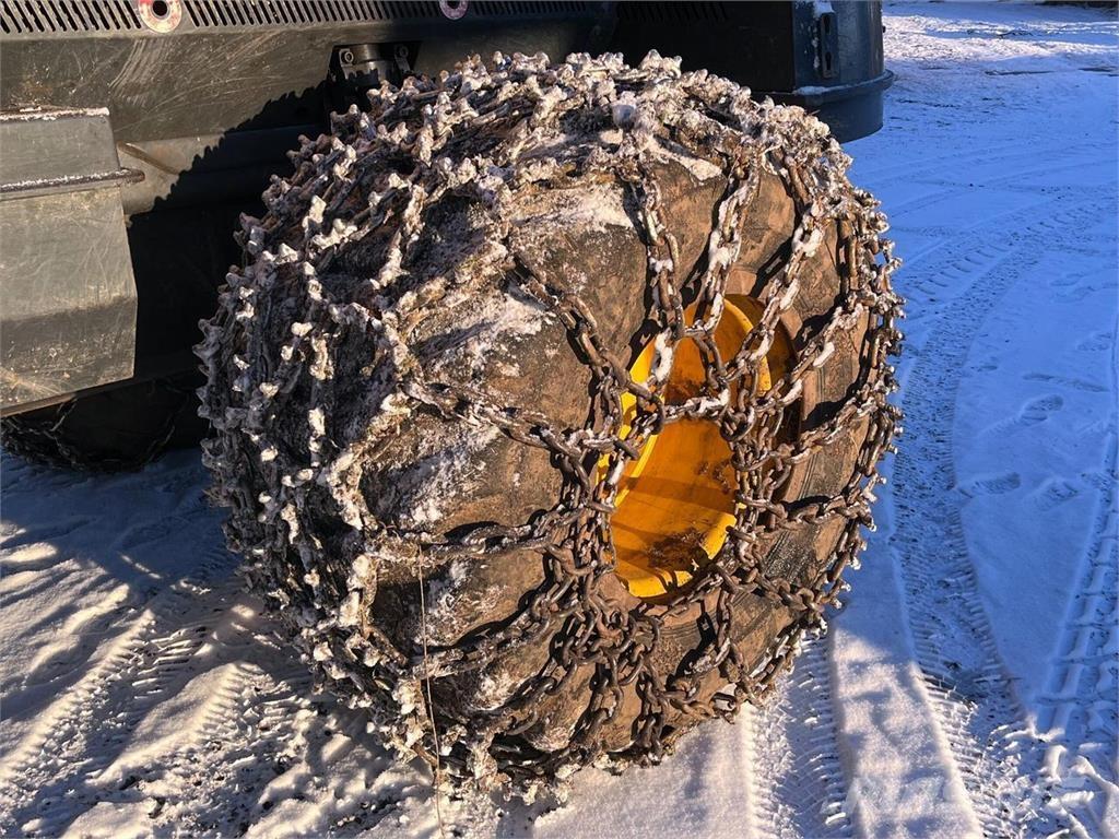 Ponsse Beaver حصادات