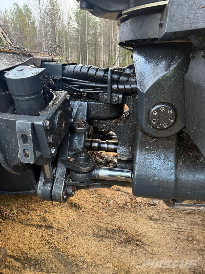 Ponsse Scorpion حصادات