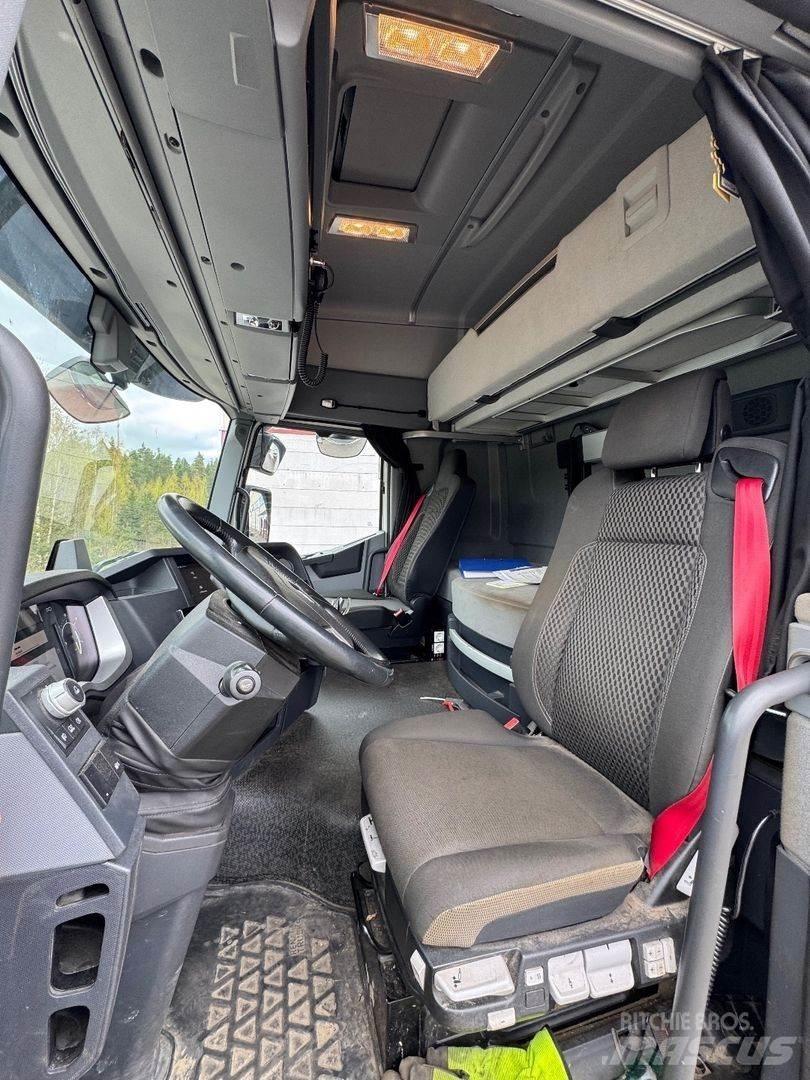 Renault T440 6x2 وحدات الجر