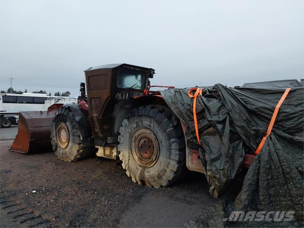 Sandvik TORO 517 لوادر بعجل
