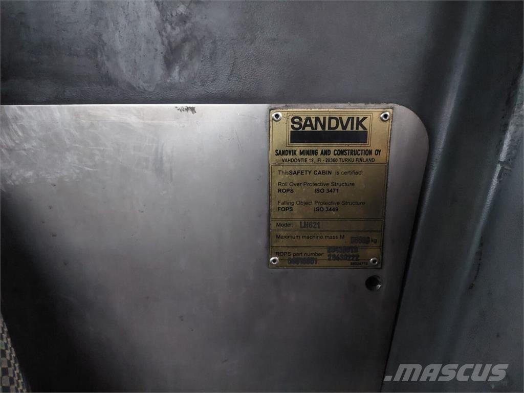 Sandvik TORO 621 لوادر بعجل