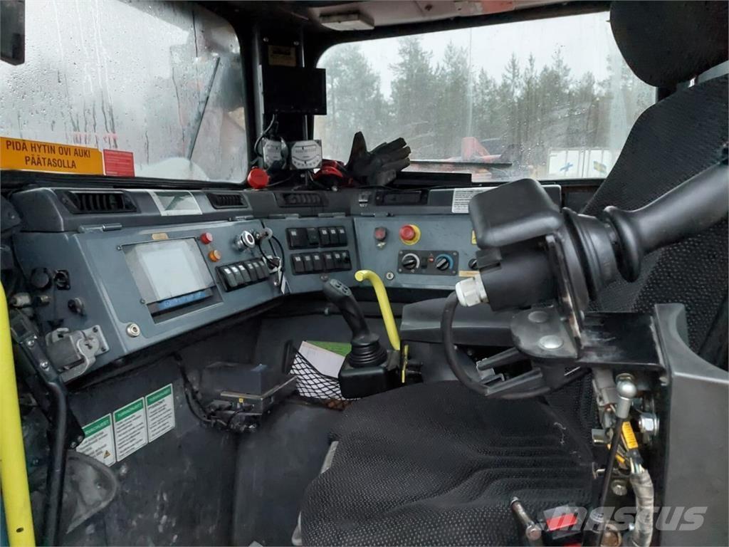 Sandvik TORO 621 لوادر بعجل