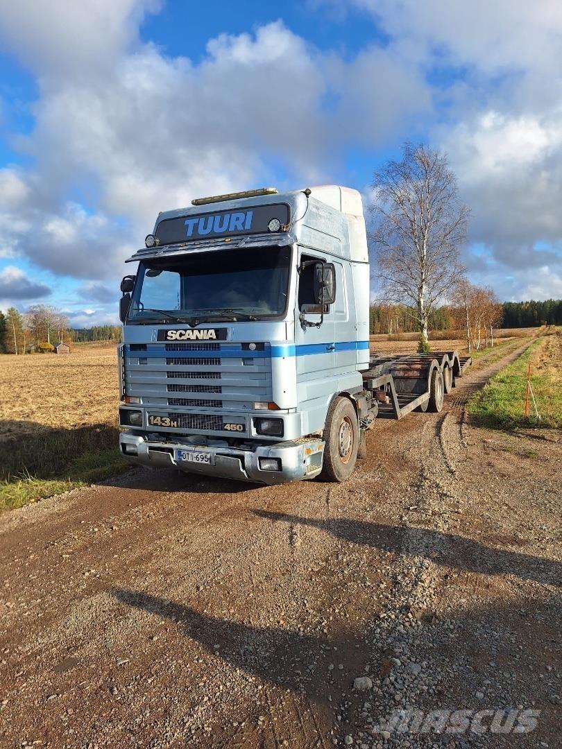 Scania 143H شاحنات نقل آلة الغابات