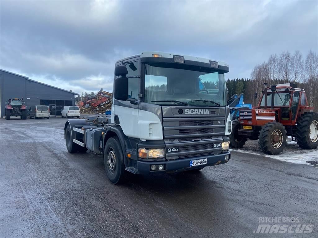 Scania 94 P شاحنات الرافعات الخطافية