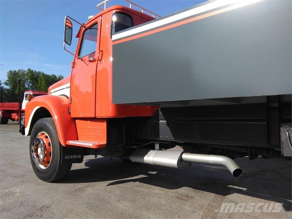 Scania LS 110 S شاحنات مسطحة/مفصلية الجوانب