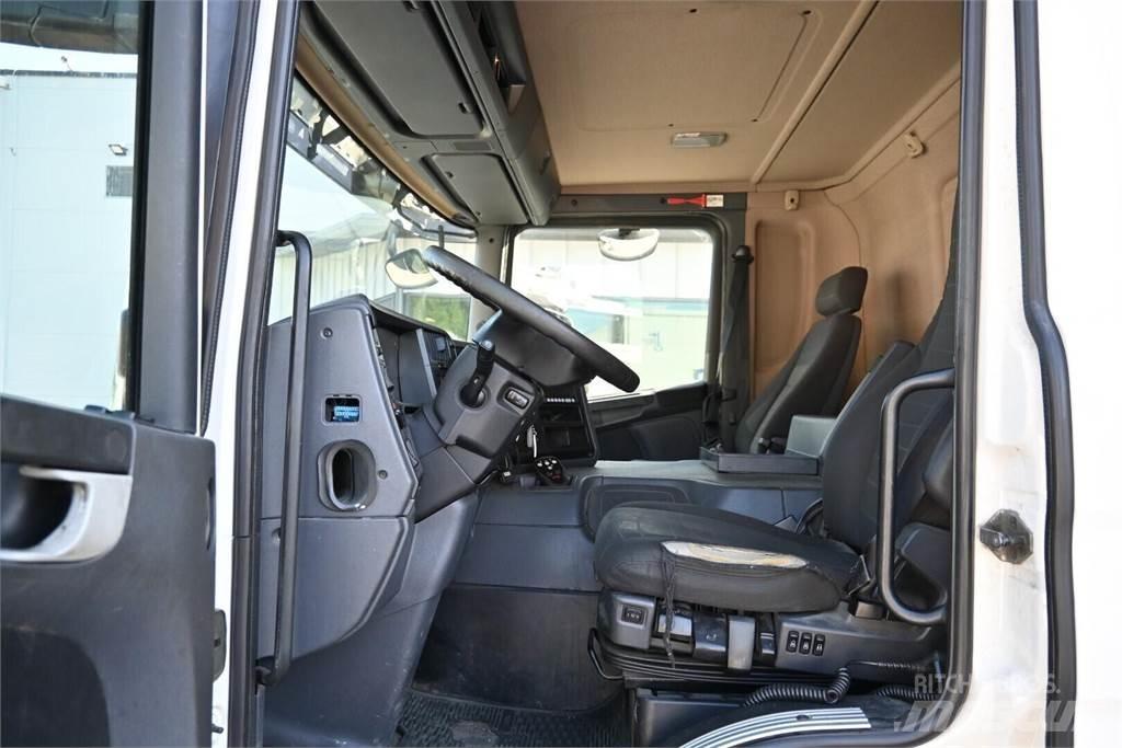Scania P320 4x2 شاحنات ذات هيكل صندوقي