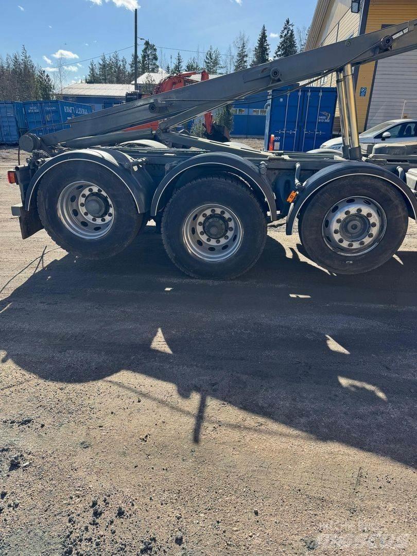 Scania R 124 GB شاحنات الرافعات الخطافية