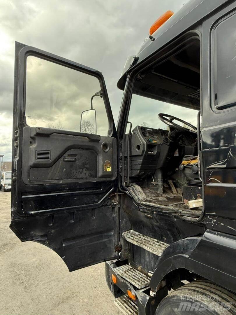 Scania R 143 8x2 مركبات النقل