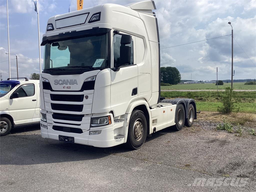 Scania R 540 وحدات الجر
