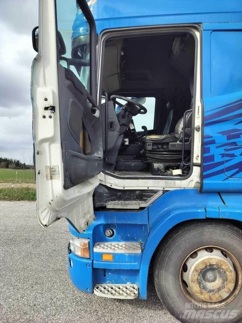 Scania R 560 6X2 وحدات الجر