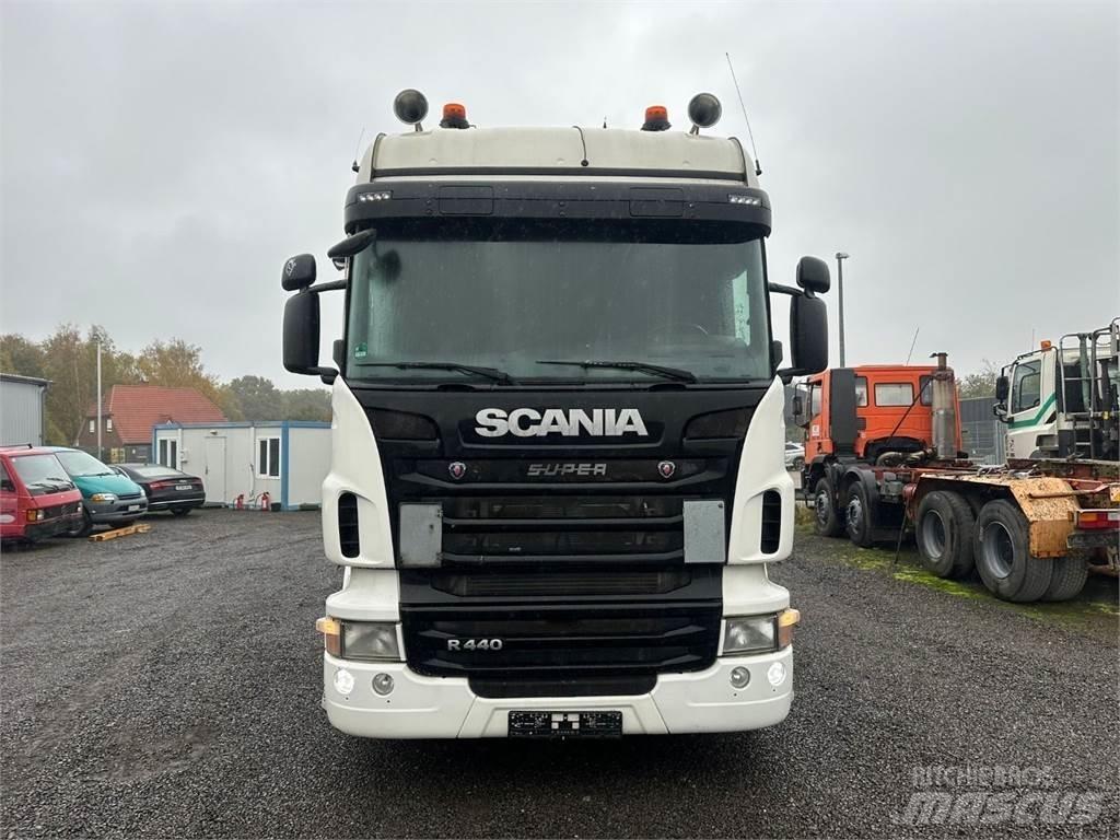 Scania R440 4x2 وحدات الجر