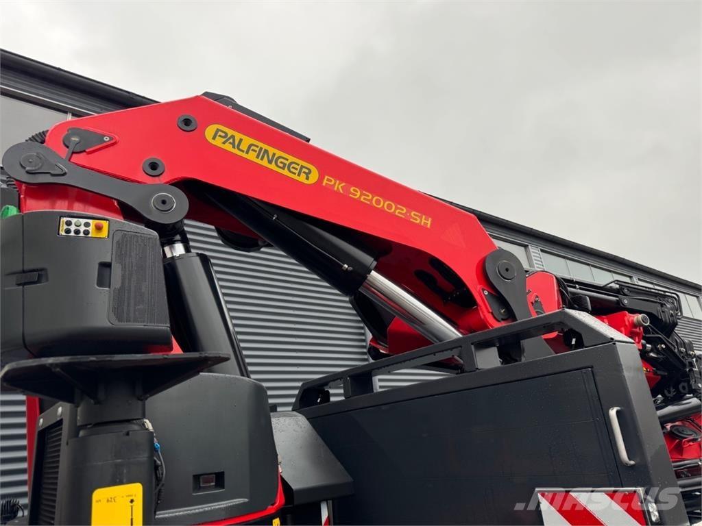 Scania R500 8X4 شاحنات الرافعات