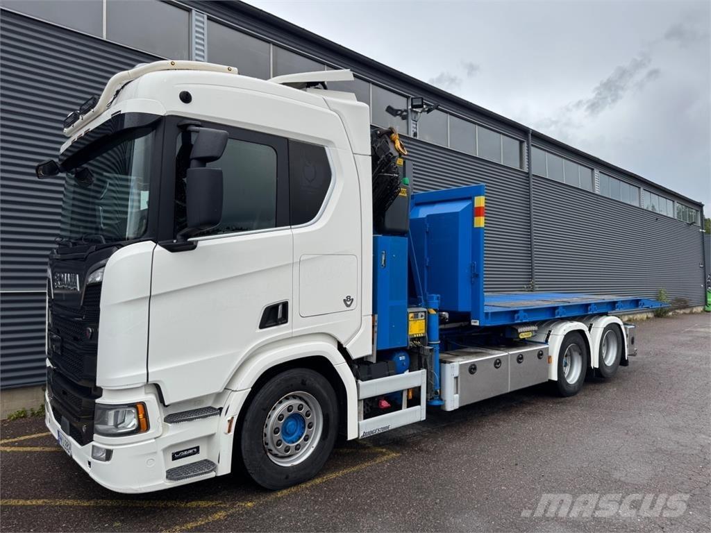 Scania R580 6X2 شاحنات الرافعات