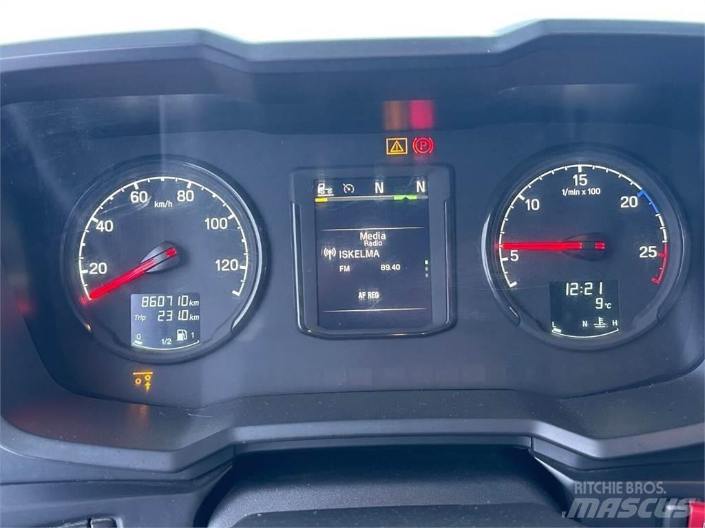 Scania R730 8x4 شاحنات أشجار