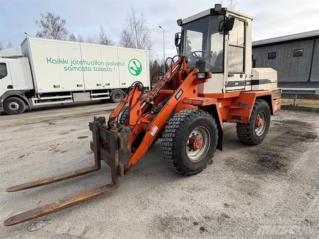 Schaeff SKL 835 لوادر بعجل