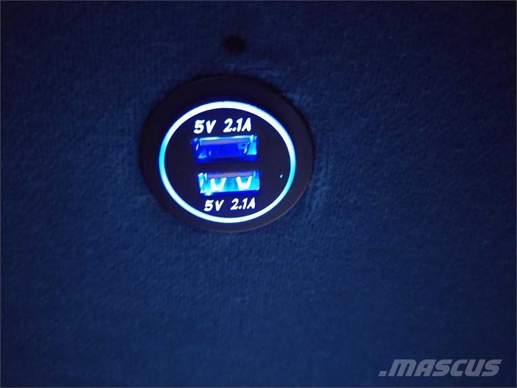 Setra 431 DT المركبة