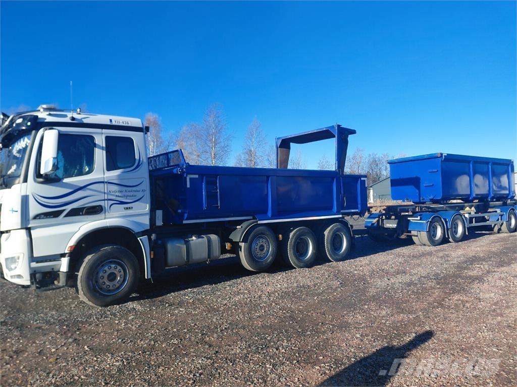 Sisu CM16M 8x4 شاحنات قلابة
