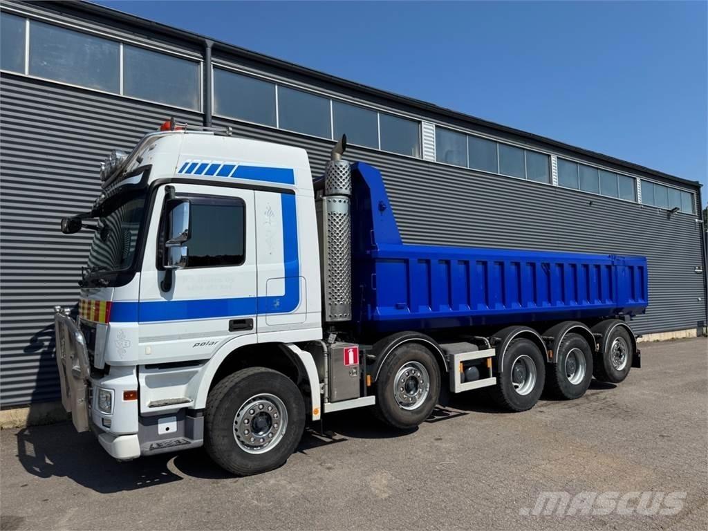 Sisu Polar 10X4 شاحنات قلابة