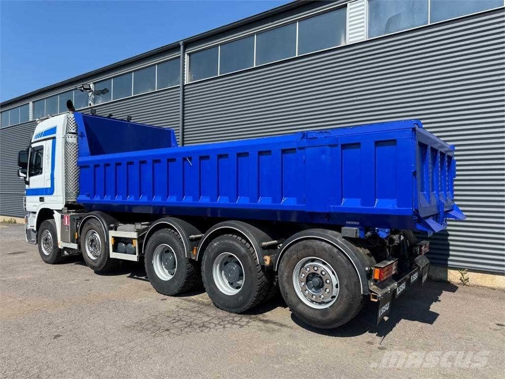 Sisu Polar 10X4 شاحنات قلابة