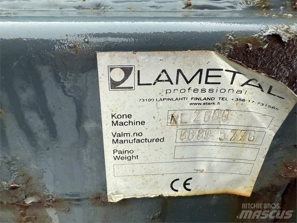 Stark NL 2600 حراثات ونصول الجليد