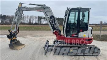 Takeuchi TB257FR حفارات زحافة