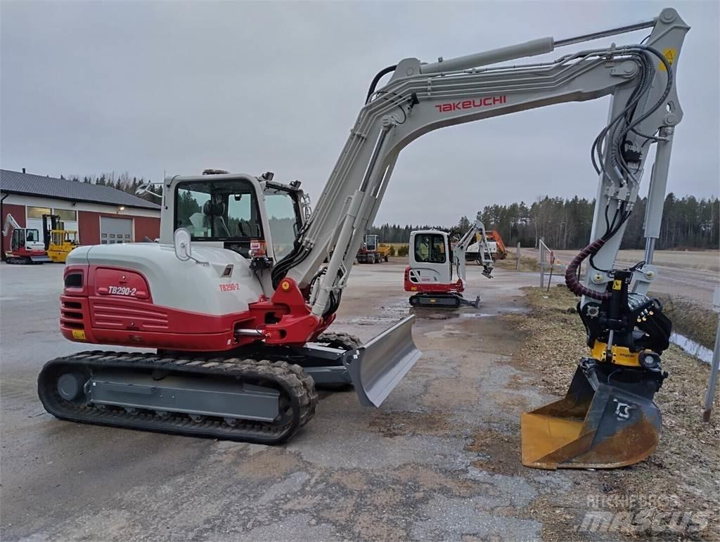 Takeuchi TB290-2 حفارات وسط 7 طن - 12 طن