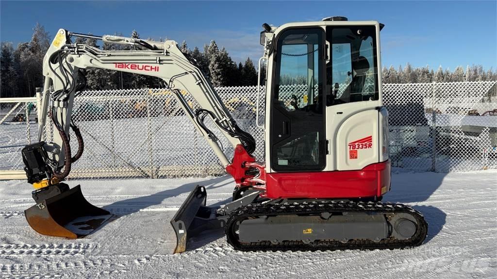 Takeuchi TB335R حفارات صغيرة أقل من 7 طن (حفارات صغيرة)