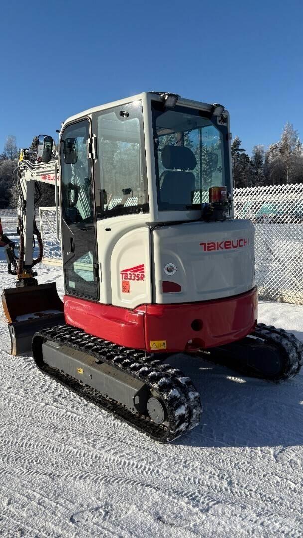 Takeuchi TB335R حفارات صغيرة أقل من 7 طن (حفارات صغيرة)