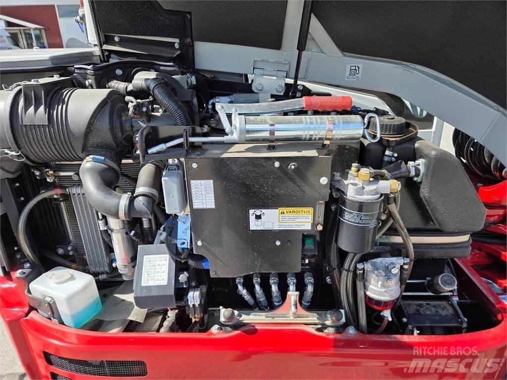 Takeuchi TB350R حفارات صغيرة أقل من 7 طن (حفارات صغيرة)