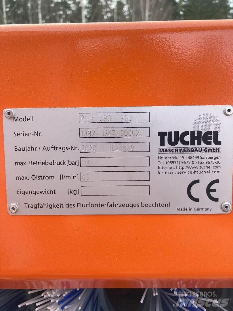 Tuchel Plus 590 كناسات