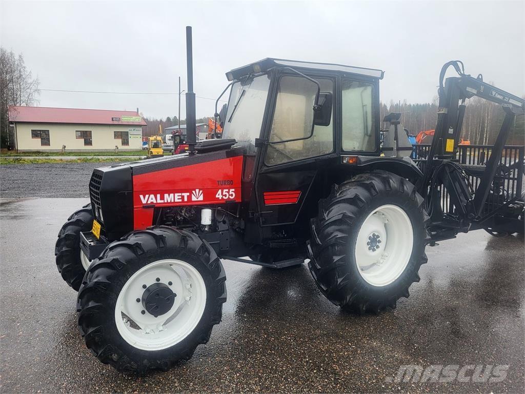 Valmet 455 الجرارات