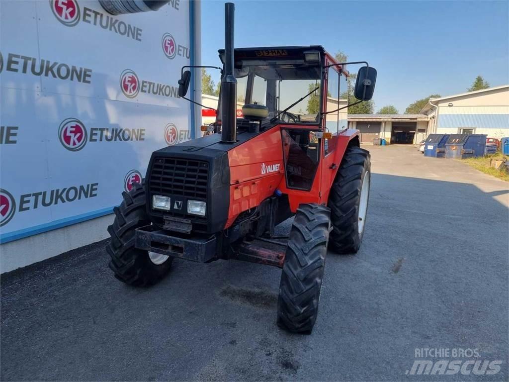 Valmet 505-4 GLTX الجرارات