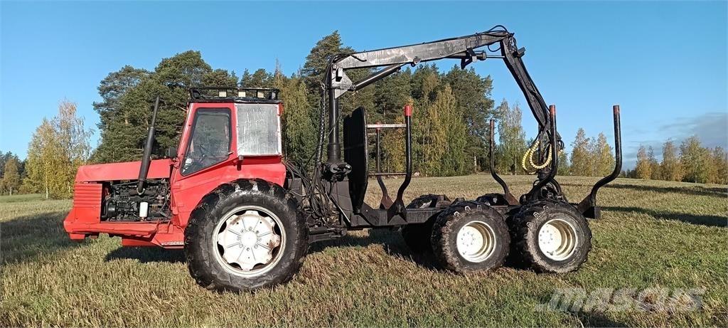 Valmet 702 شاحنات