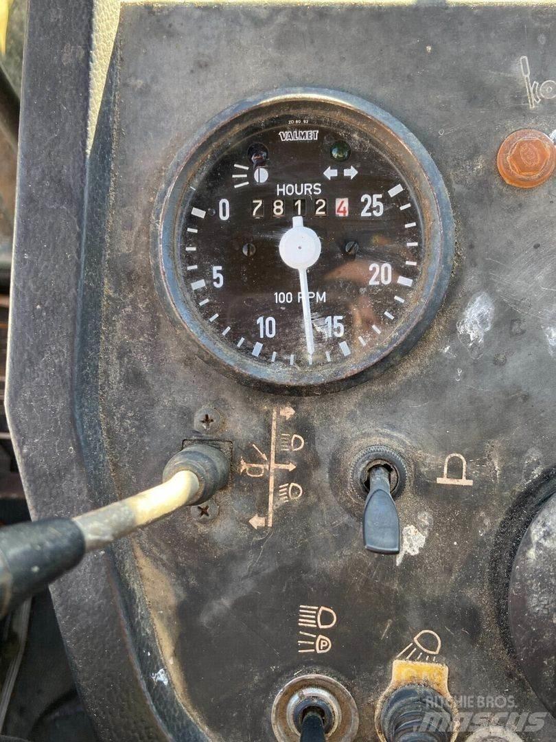 Valmet 802 الجرارات