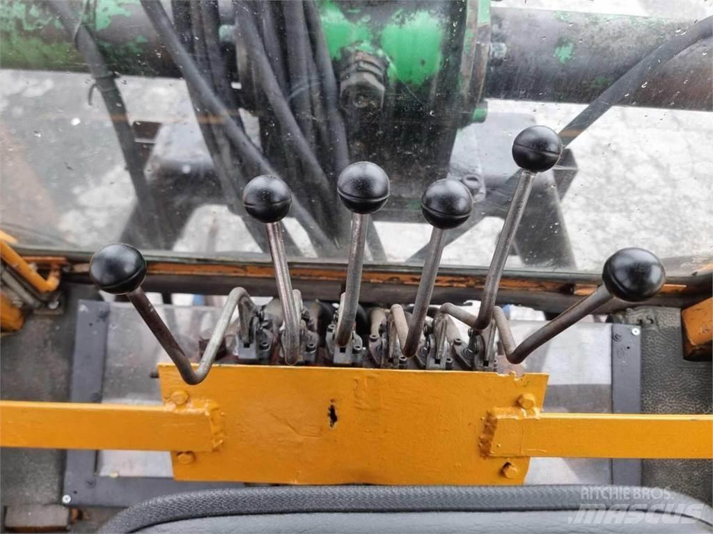 Valmet 802-4 الجرارات