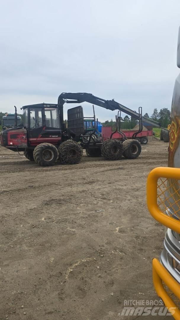 Valmet 820 شاحنات