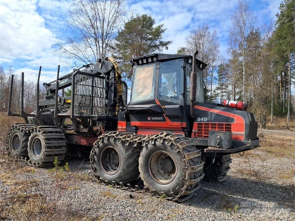 Valmet 840 شاحنات