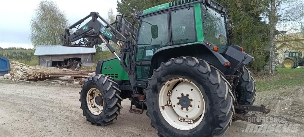Valtra 6400 الجرارات