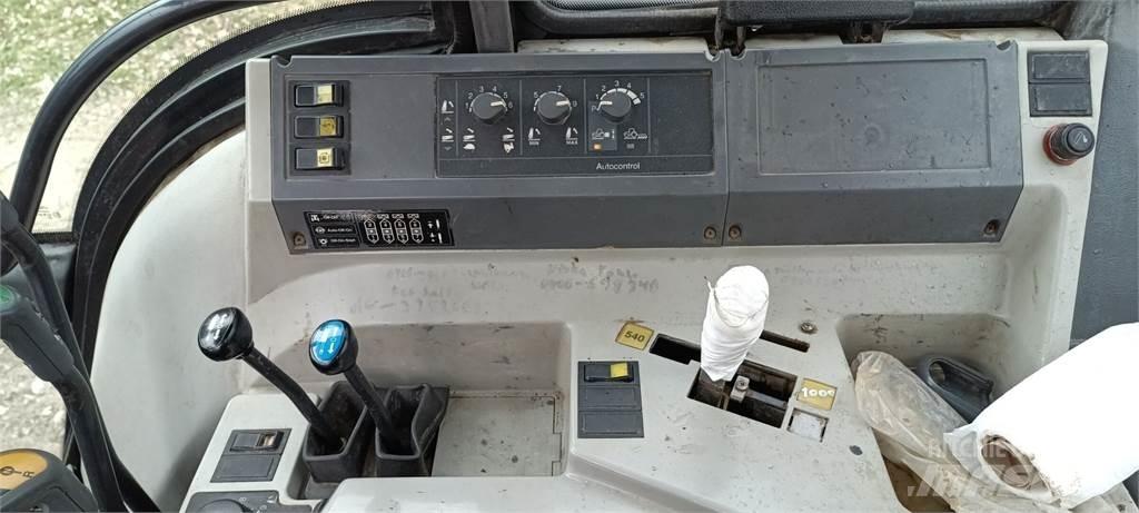 Valtra 6400 الجرارات