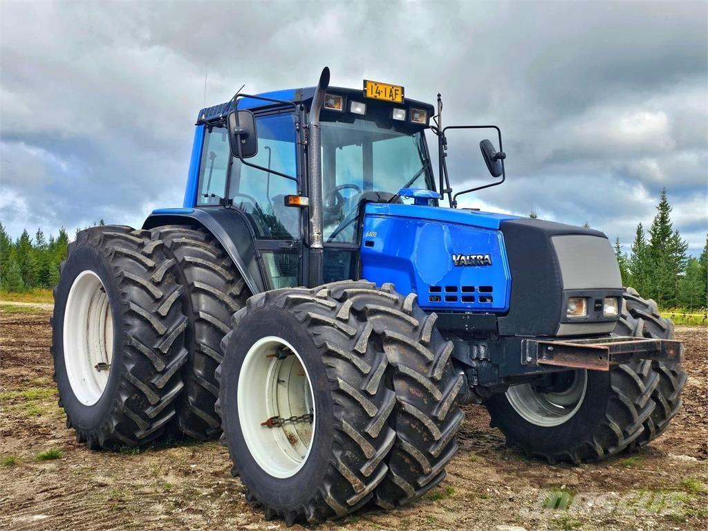 Valtra 6400 الجرارات