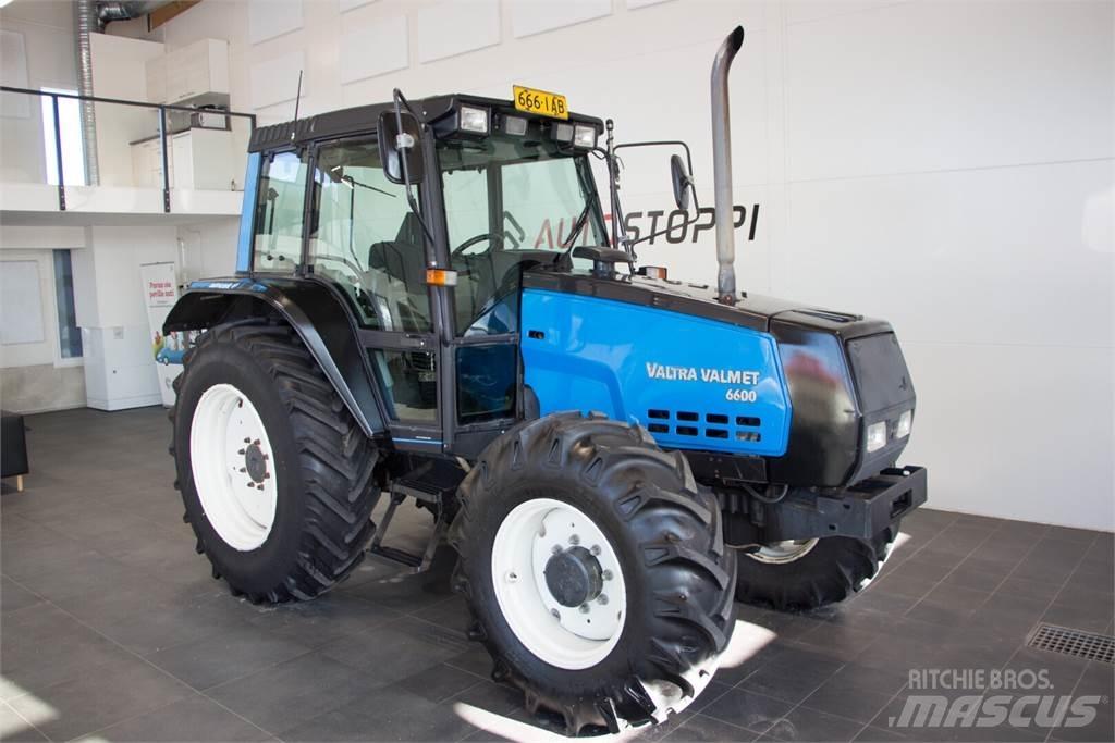 Valtra 6600 الجرارات