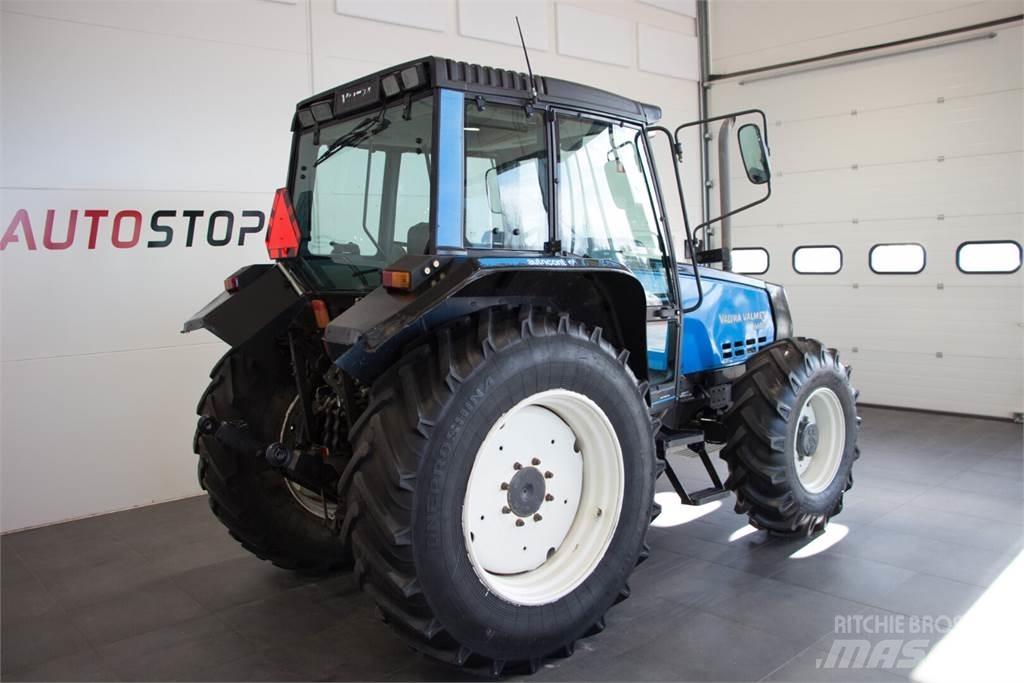 Valtra 6600 الجرارات