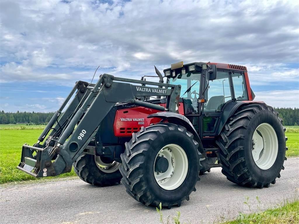 Valtra 8550 Mega الجرارات