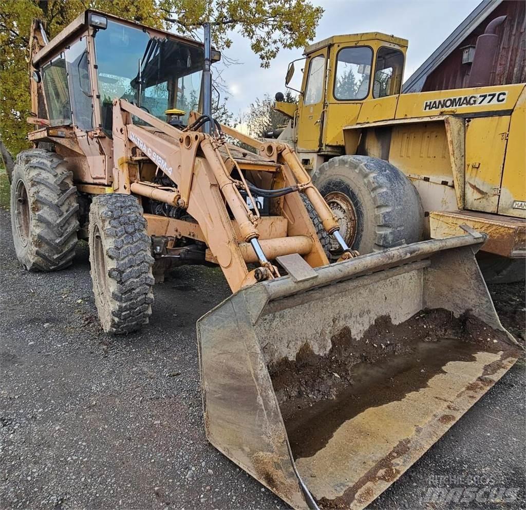 Valtra C 912M-4 لوادر ذات جرافات عكسية