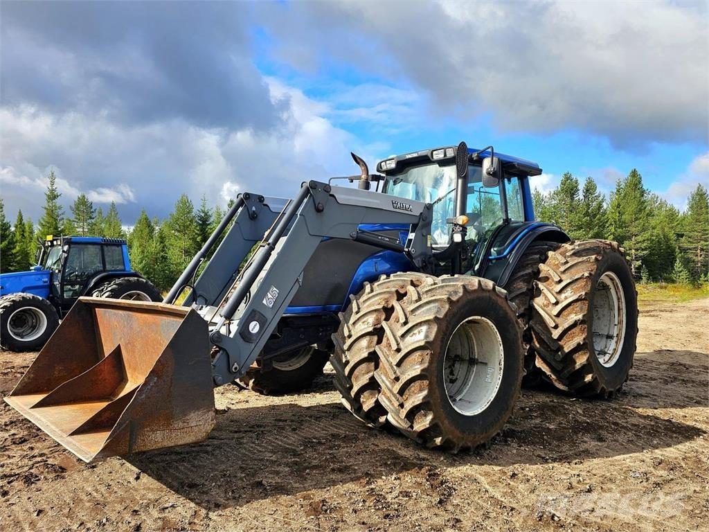 Valtra T191 الجرارات