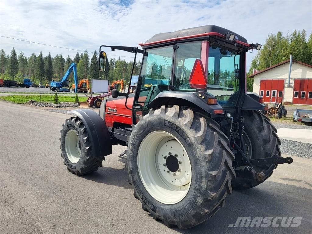 Valtra Valmet A95 الجرارات