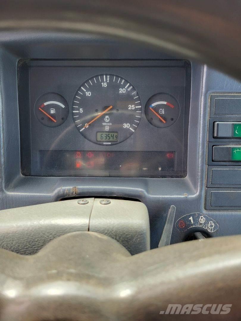 Valtra Valmet A95 الجرارات