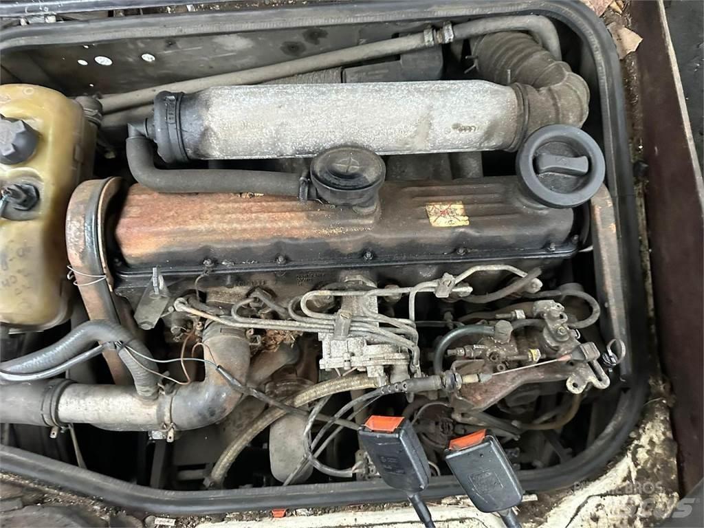 Volkswagen LT28 شاحنات مسطحة/مفصلية الجوانب