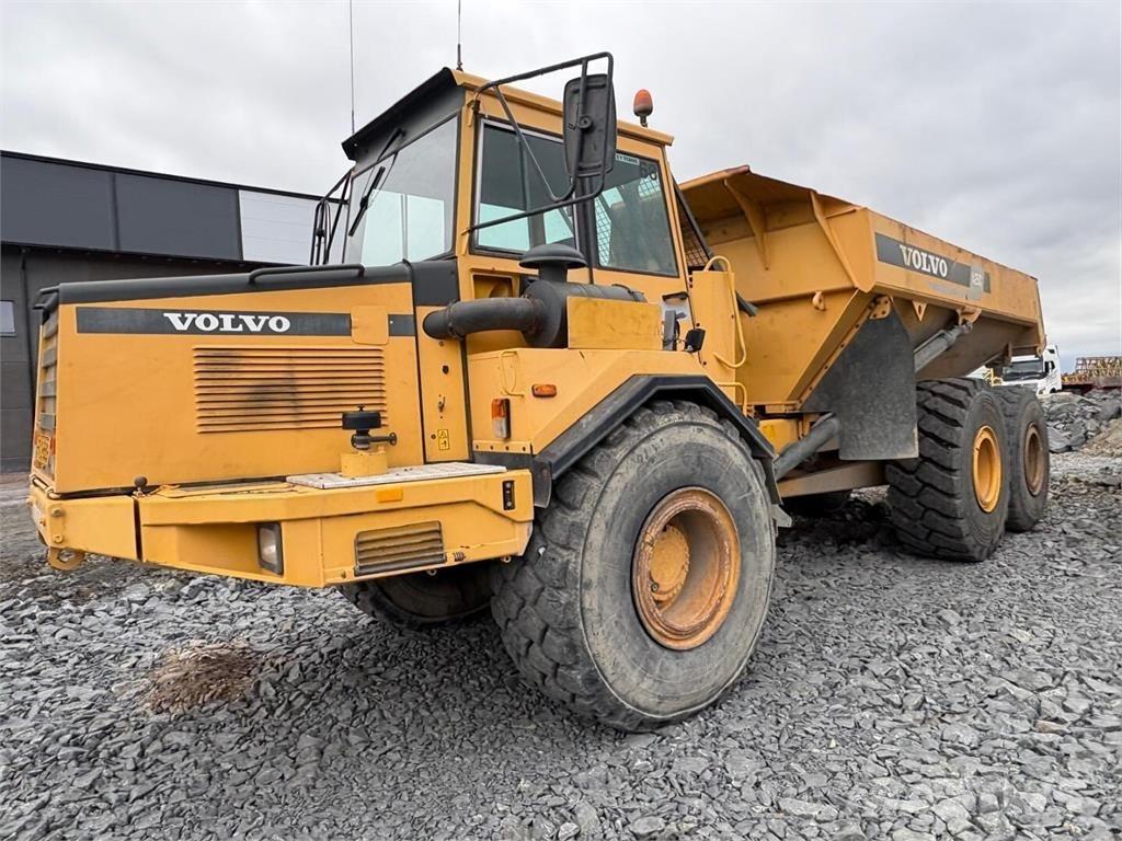 Volvo A 25 C ساحبات مفصلية