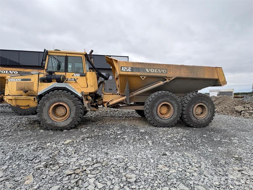 Volvo A 25 C ساحبات مفصلية